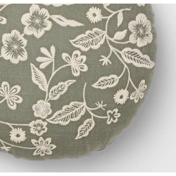 Threshold Studio McGee 14” Round Pillow Embroidered Floral – NEW - Picture 3 of 4